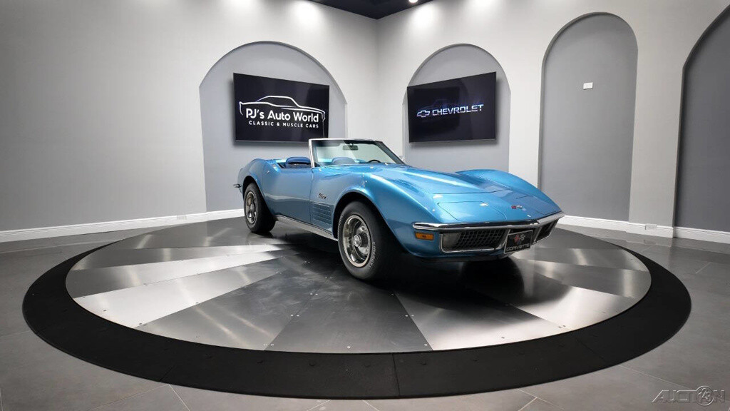 Chevrolet-Corvette-1971-11