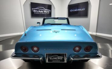 Chevrolet-Corvette-1971-20