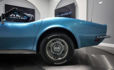 Chevrolet-Corvette-1971-22