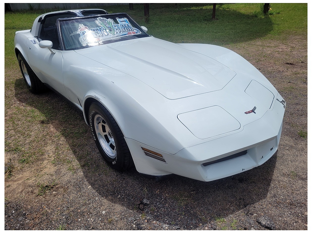 Chevrolet-Corvette-1971-5