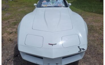 Chevrolet-Corvette-1971-6