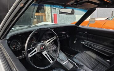 Chevrolet-Corvette-1971-Convertible-2