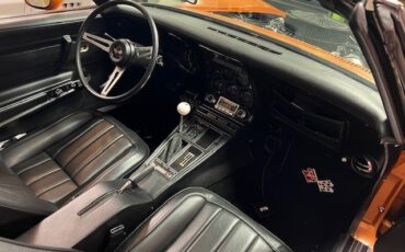 Chevrolet-Corvette-1971-Coupe-10