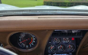 Chevrolet-Corvette-1971-Coupe-13