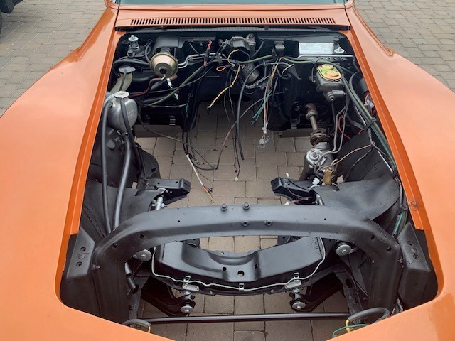 Chevrolet-Corvette-1971-Coupe-16