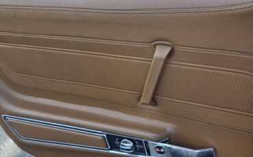 Chevrolet-Corvette-1971-Coupe-19