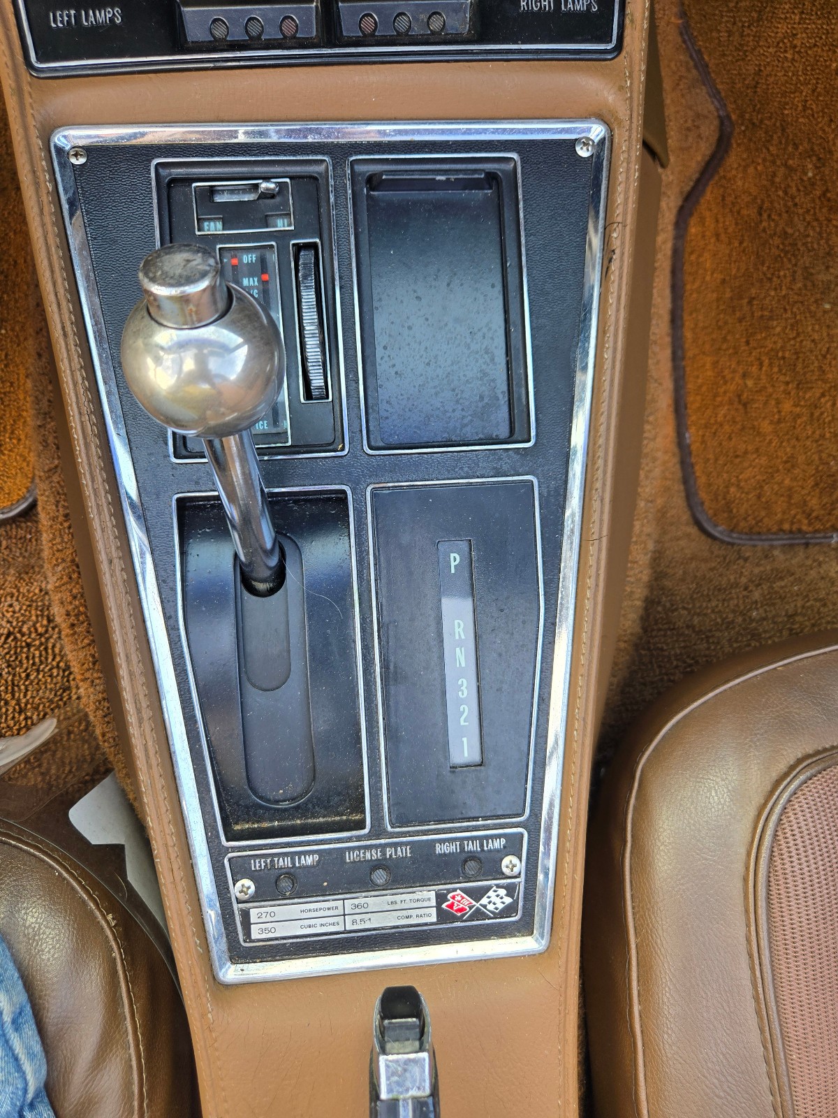 Chevrolet-Corvette-1971-Coupe-21