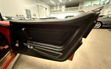 Chevrolet-Corvette-1971-Coupe-37