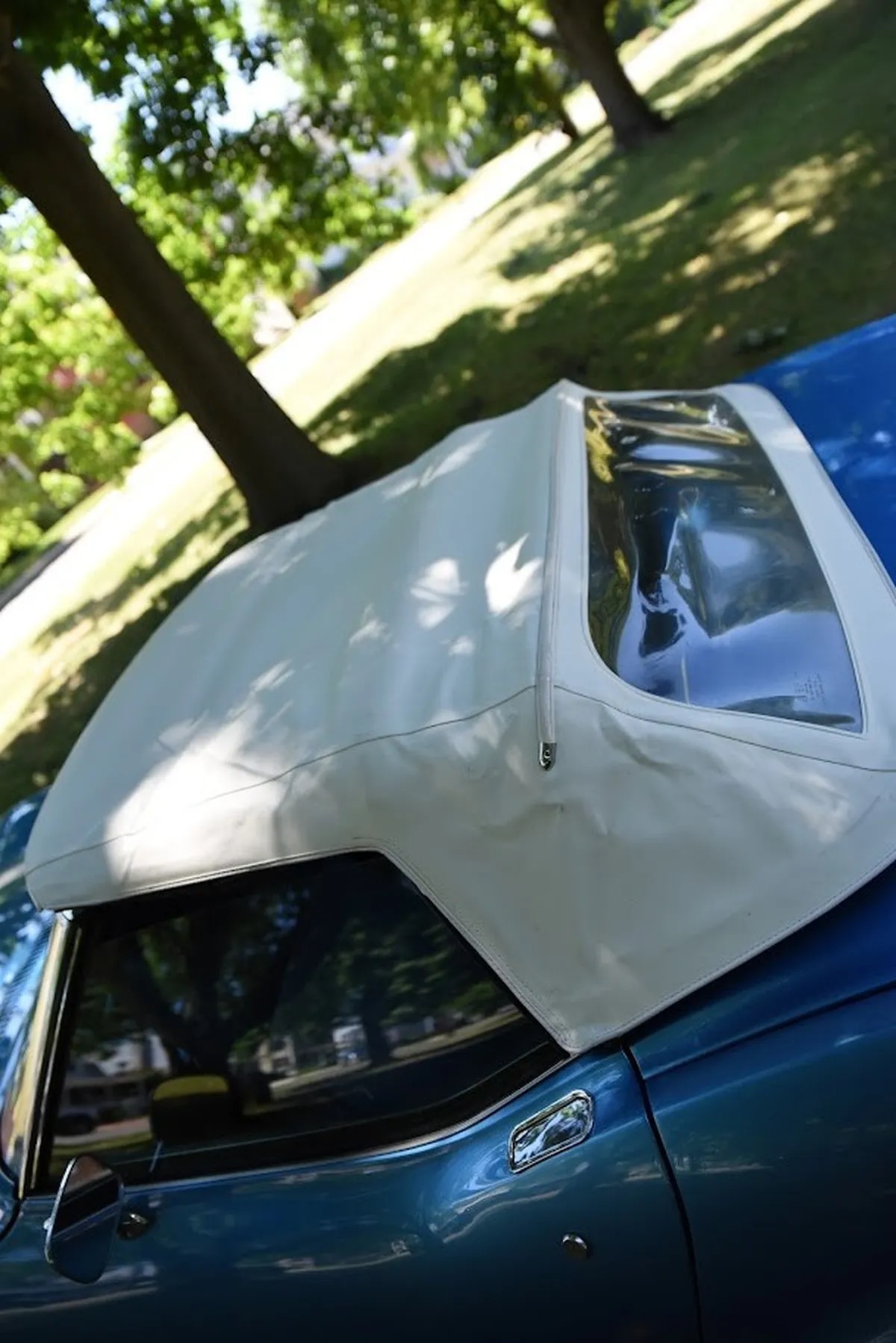 Chevrolet-Corvette-1971-Mulsanne-Blue-Blue-4