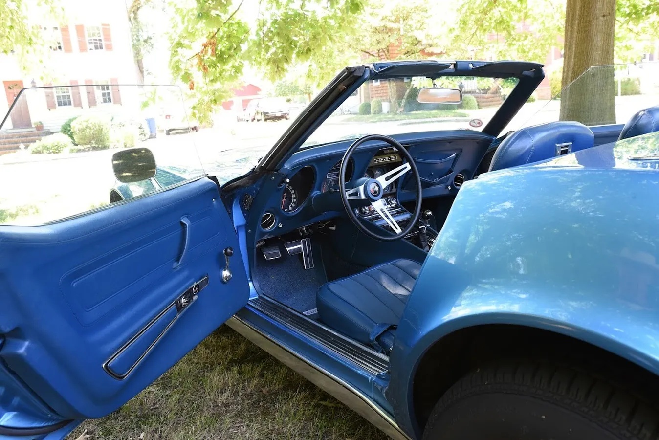Chevrolet-Corvette-1971-Mulsanne-Blue-Blue-9