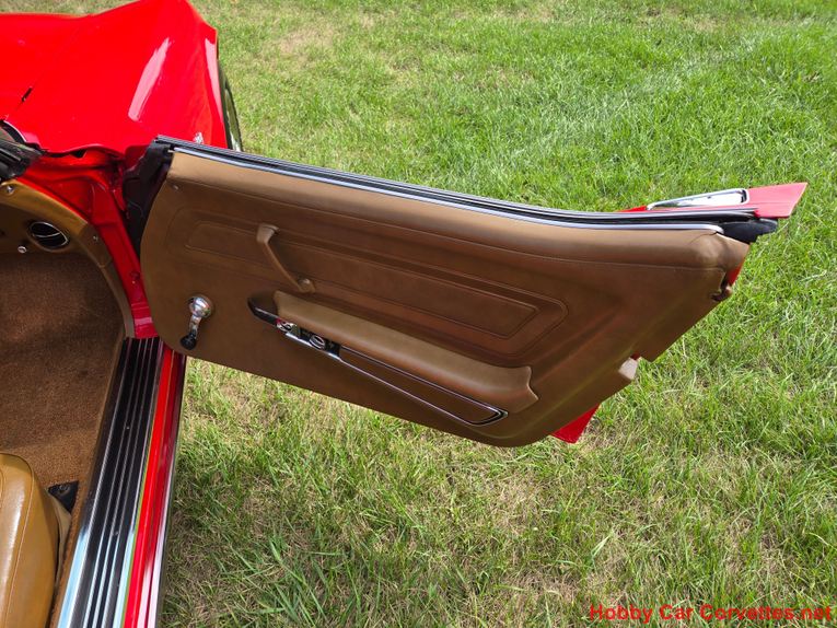 Chevrolet-Corvette-1971-Red-Tan-3