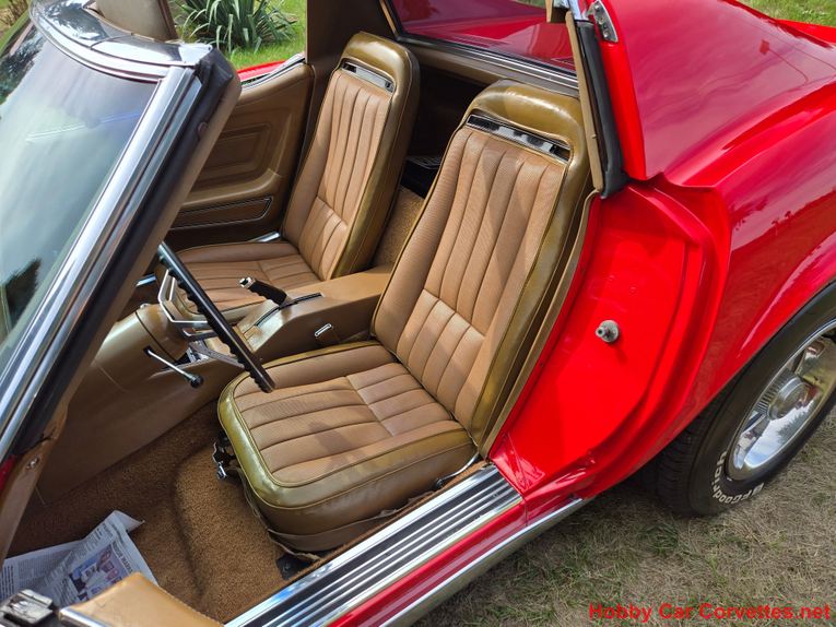 Chevrolet-Corvette-1971-Red-Tan-32