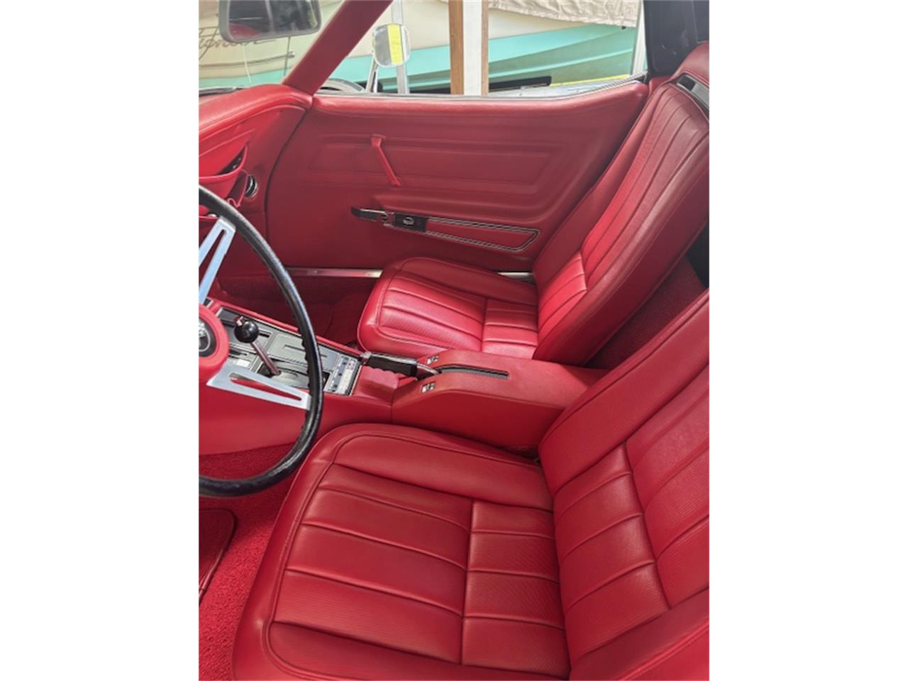 Chevrolet-Corvette-1971-White-Red-4