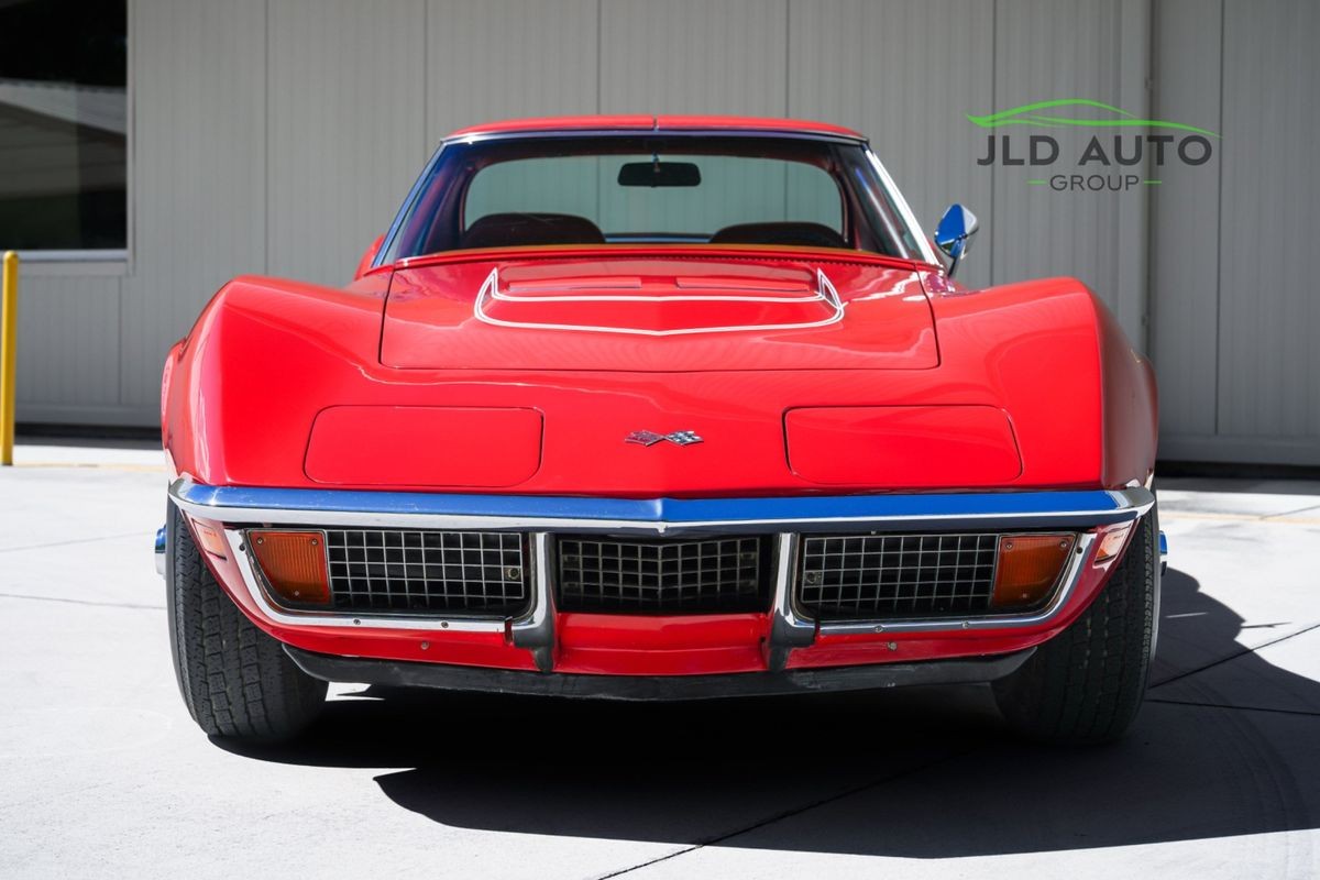 Chevrolet-Corvette-1972-1