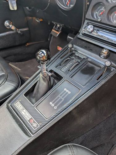 Chevrolet-Corvette-1972-11