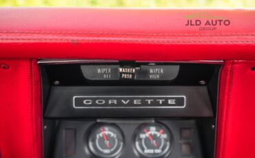Chevrolet-Corvette-1972-14