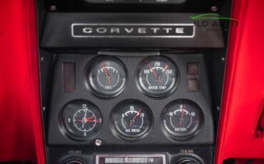 Chevrolet-Corvette-1972-15