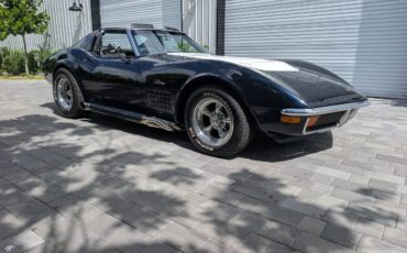 Chevrolet-Corvette-1972-3