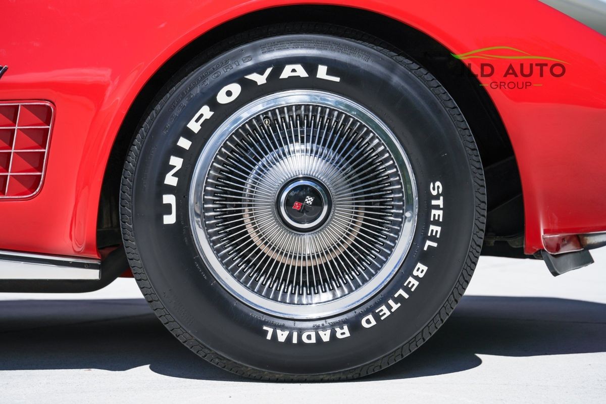 Chevrolet-Corvette-1972-31