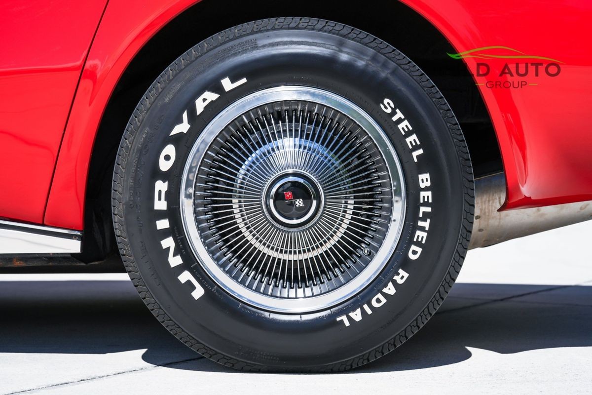 Chevrolet-Corvette-1972-33