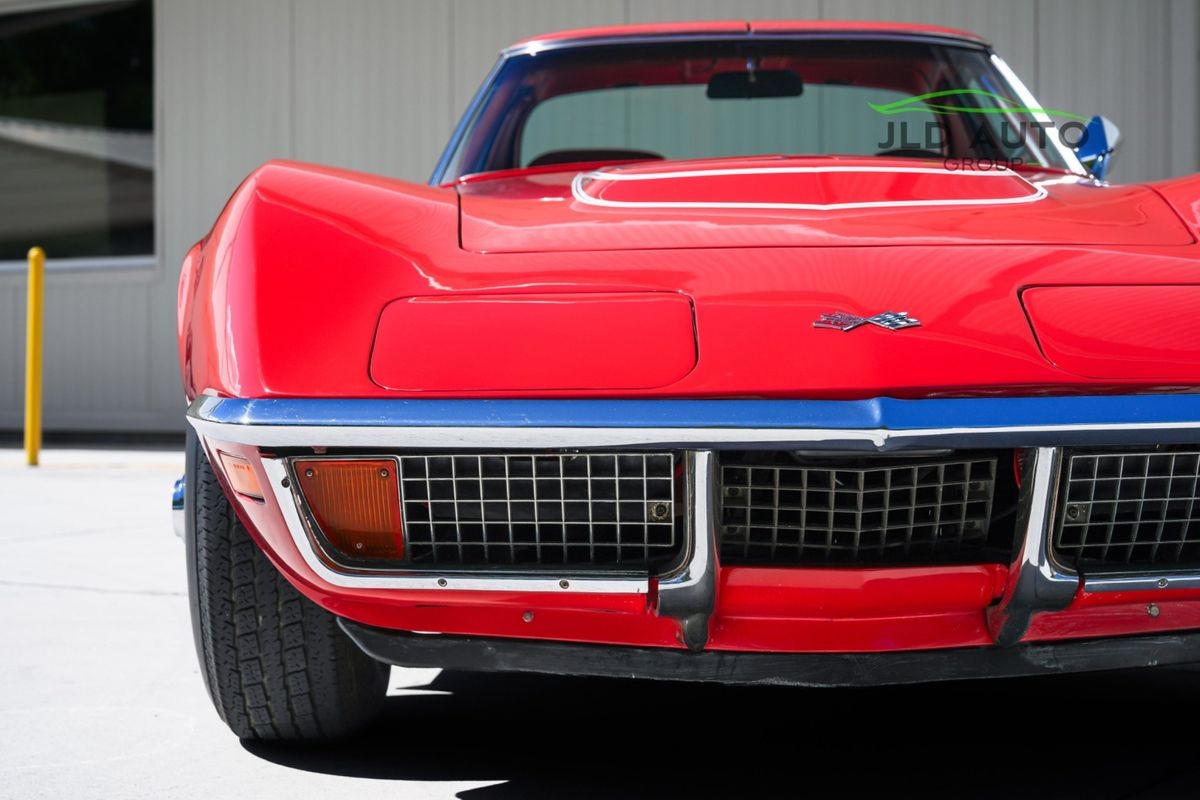 Chevrolet-Corvette-1972-35
