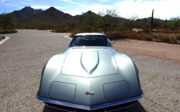 Chevrolet-Corvette-1972-American-Muscle-Car-14