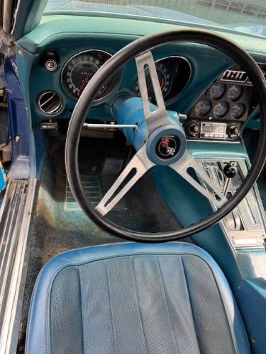 Chevrolet-Corvette-1972-Blue-1
