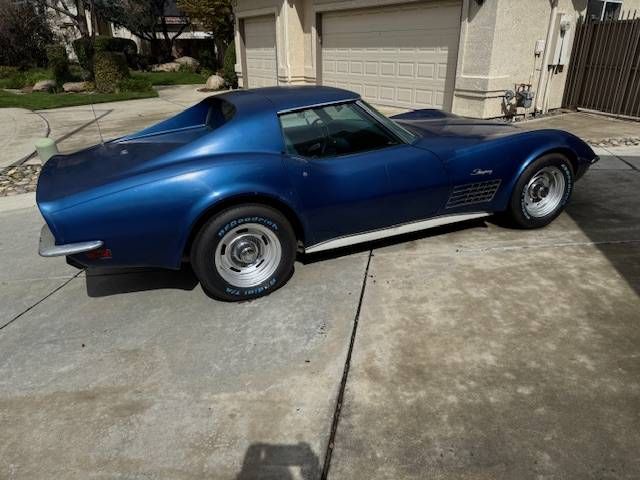 Chevrolet-Corvette-1972-Blue-10