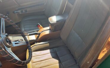 Chevrolet-Corvette-1972-Coupe-12