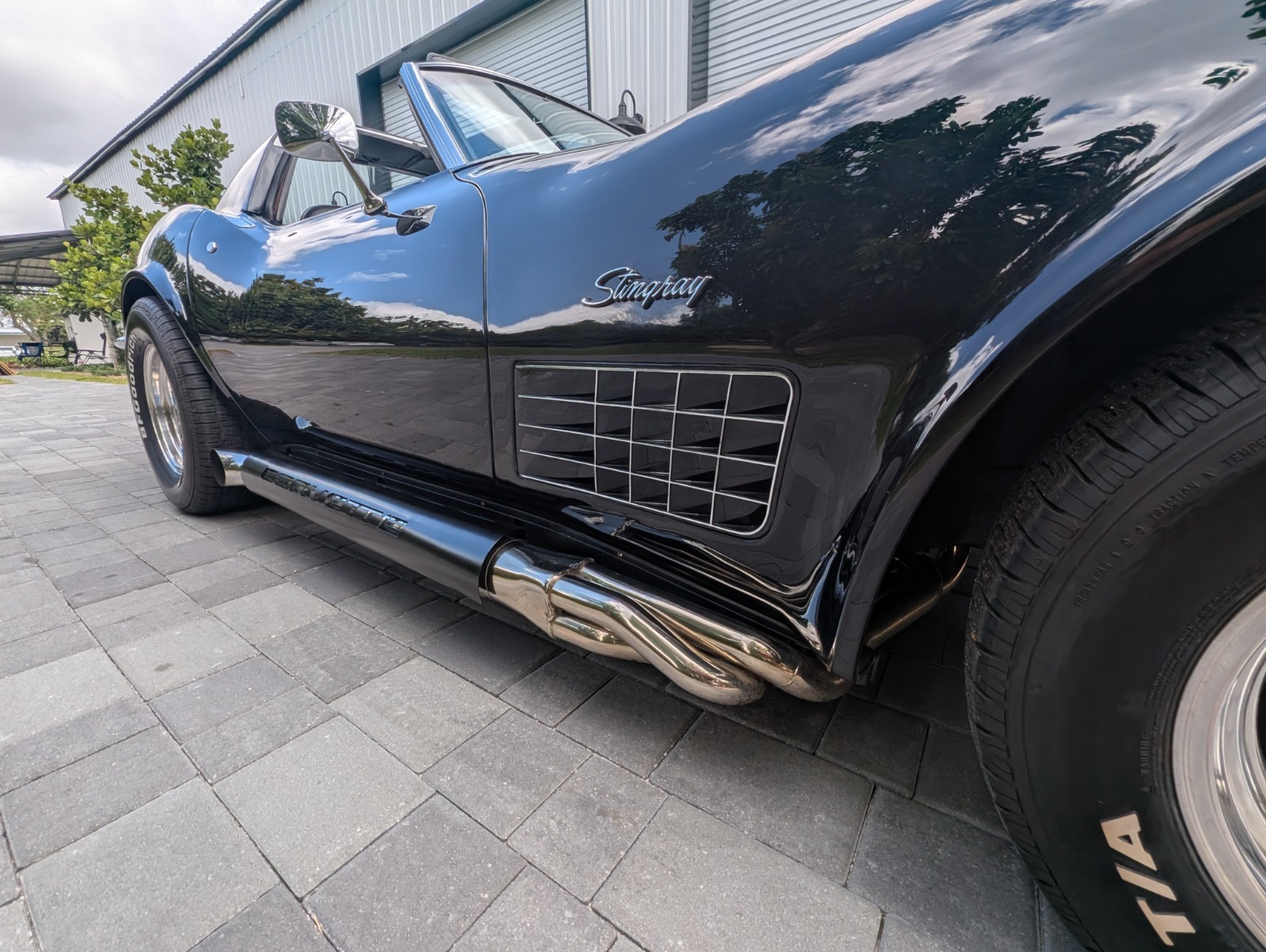 Chevrolet-Corvette-1972-Coupe-12