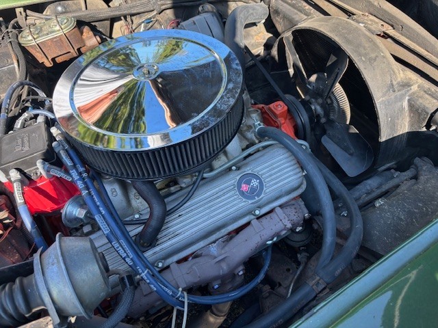 Chevrolet-Corvette-1972-Coupe-17