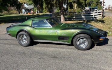 Chevrolet-Corvette-1972-Coupe