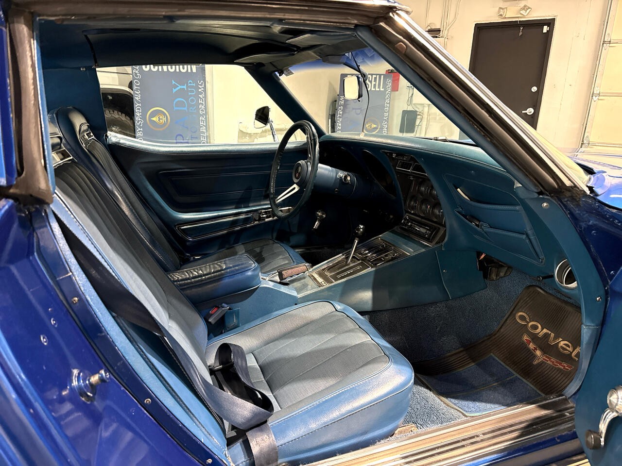 Chevrolet-Corvette-1972-Coupe-22