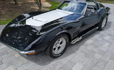 Chevrolet-Corvette-1972-Coupe-4