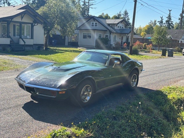 Chevrolet-Corvette-1972-Coupe-7