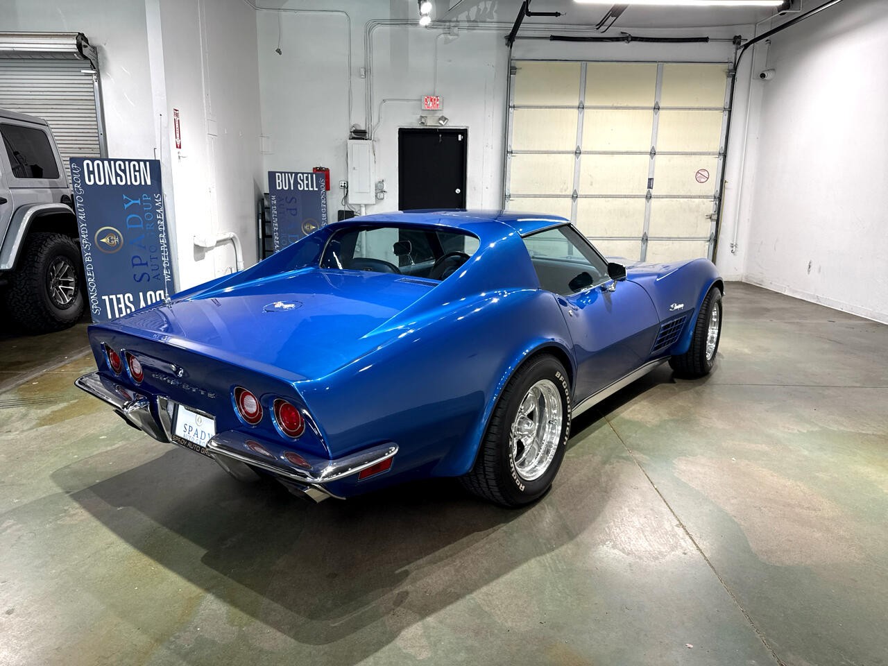 Chevrolet-Corvette-1972-Coupe-7