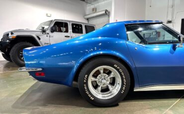 Chevrolet-Corvette-1972-Coupe-8