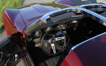 Chevrolet-Corvette-1972-Merlot-Metallic-Black-4