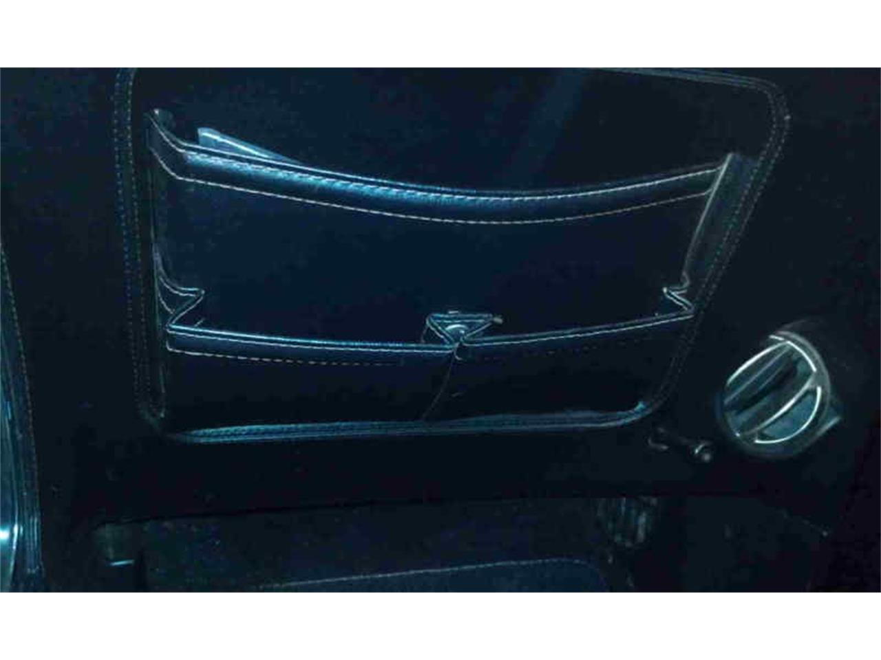 Chevrolet-Corvette-1972-Merlot-Metallic-Black-5