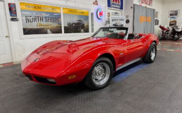 Chevrolet-Corvette-1973-1