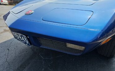 Chevrolet-Corvette-1973-15