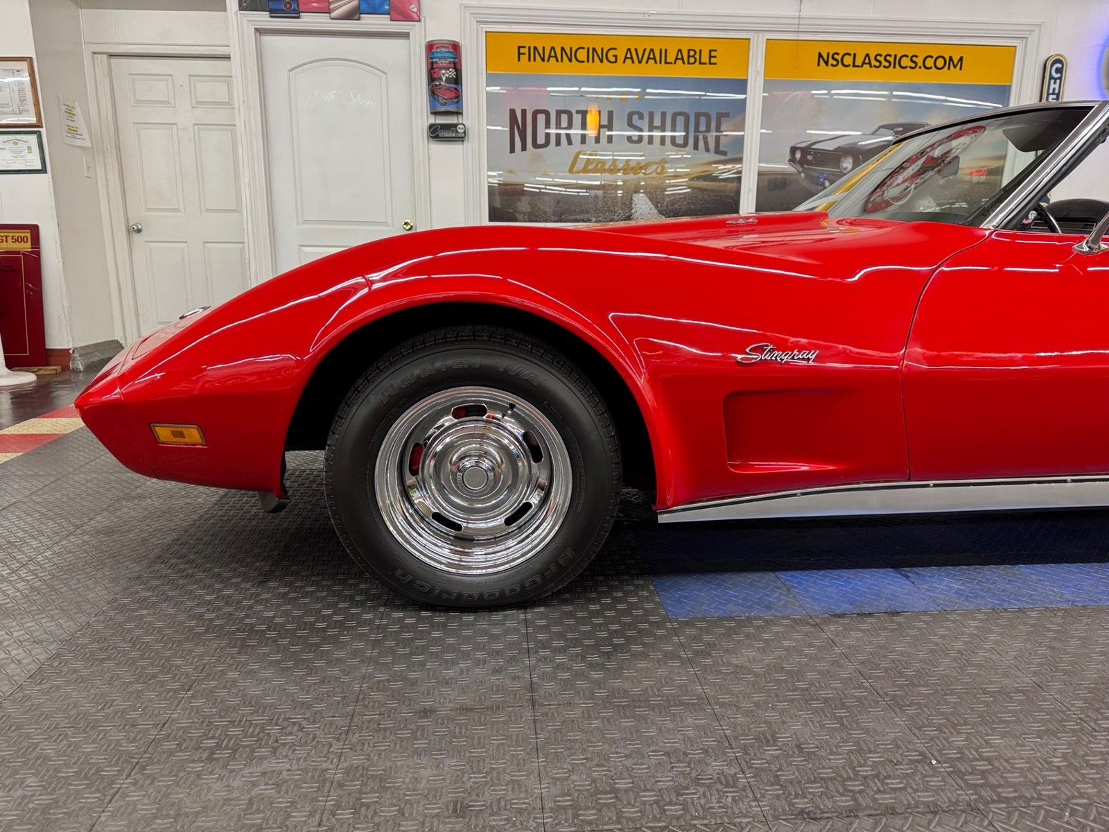 Chevrolet-Corvette-1973-22