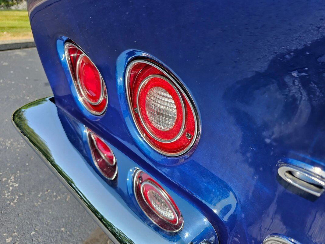 Chevrolet-Corvette-1973-24