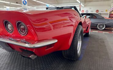 Chevrolet-Corvette-1973-31
