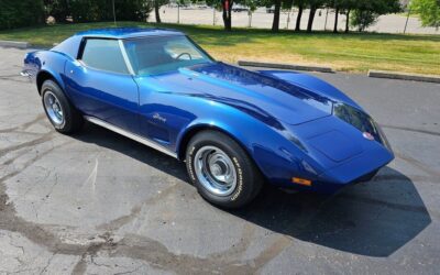 Chevrolet Corvette 1973 --