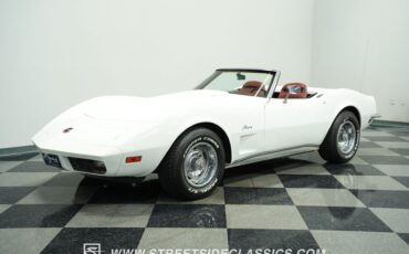 Chevrolet-Corvette-1973-Classic-White-Red-11