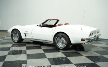 Chevrolet-Corvette-1973-Classic-White-Red-14