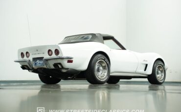 Chevrolet-Corvette-1973-Classic-White-Red-31