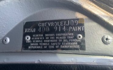 Chevrolet-Corvette-1973-Lt-Grey-Black-15
