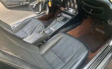 Chevrolet-Corvette-1973-Lt-Grey-Black-16